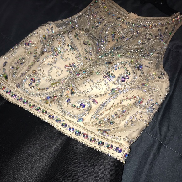 Camille Prom Dress. - Picture 2 of 5